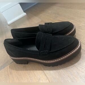 Black loafers NWOT size 7.5